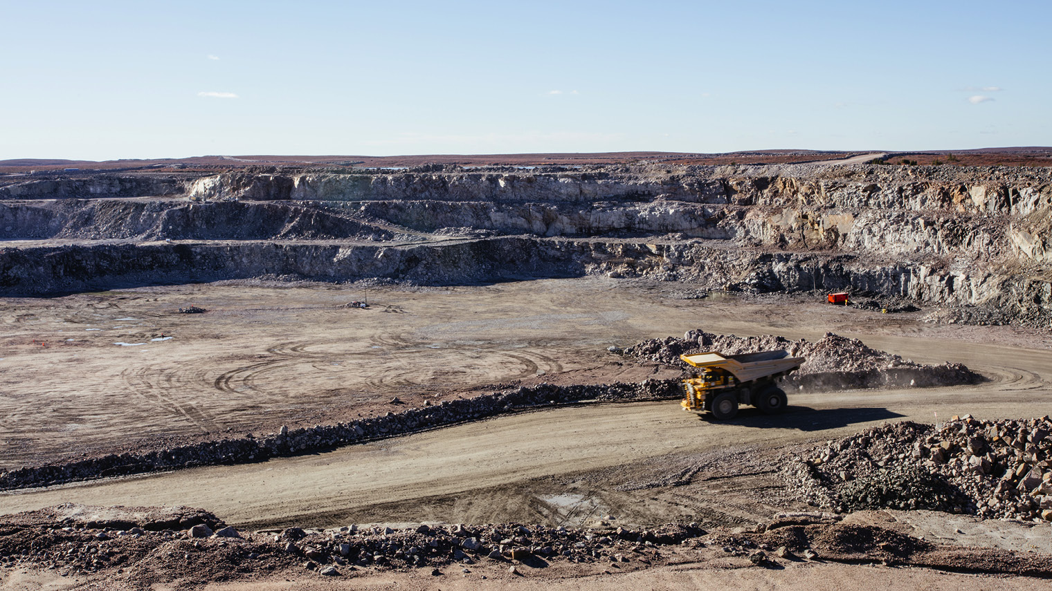 Gahcho Kué is a massive open pit mine, a rare prospect in an industry that has had to dig deep, expensive mines to find diamonds