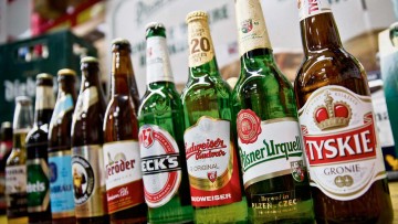 AB InBev and SABMiller, the worlds two largest brewers, have agreed to combine in a deal worth $101 billion