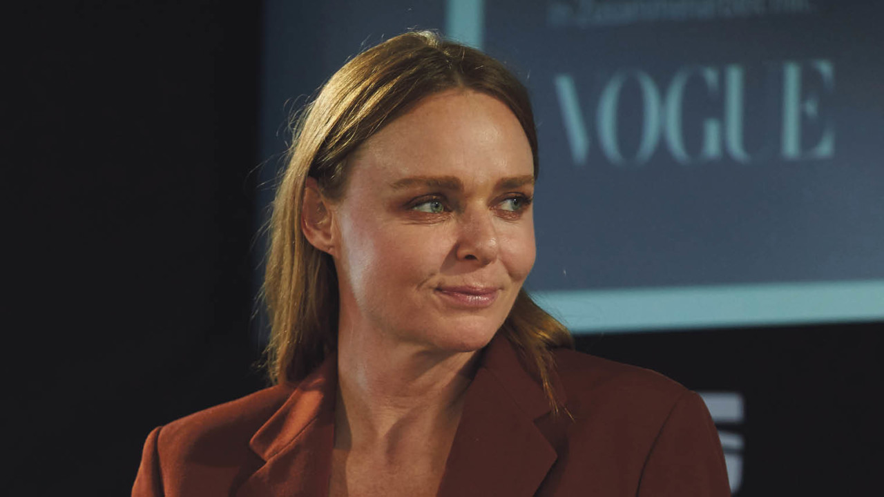 Stella McCartney, whose name is now synonymous with eco fashion, was one of the rst big designers to promote sustainability and an environmentally friendly supply chain
