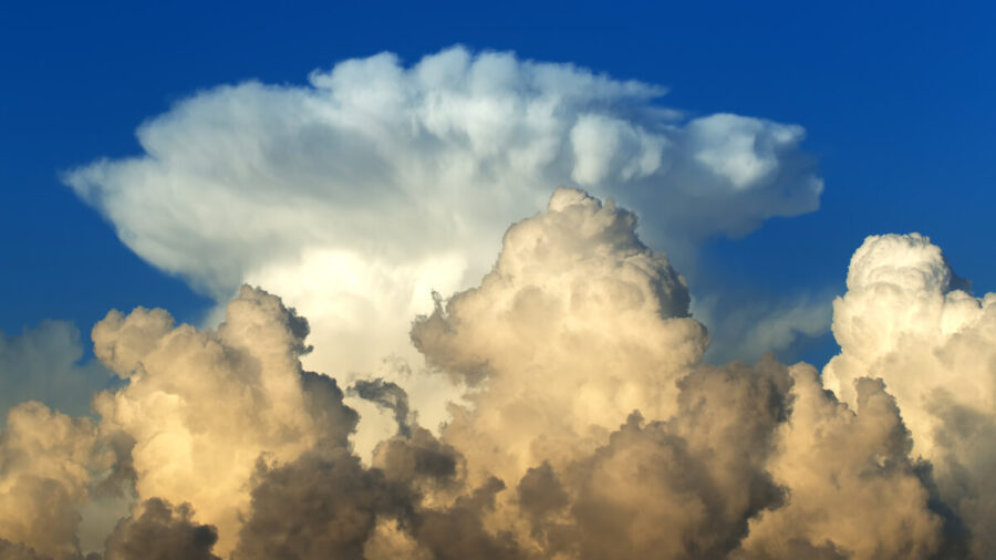 Large cumulonimbus cloud over a blue sky